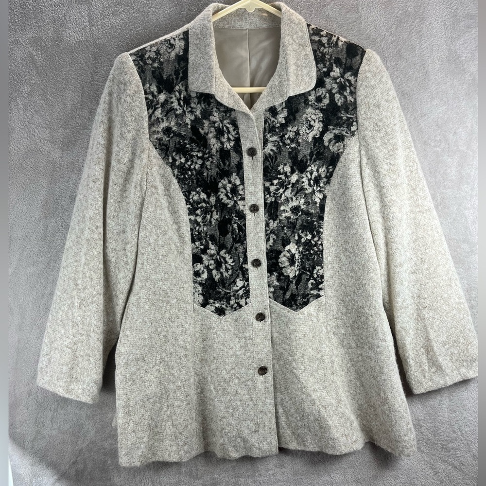 NO LABEL Cream Tunic w/ Embroidered Front Insert Fully Lined Wool Blend Pockets